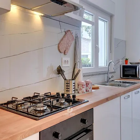 In Valtura With Family-friendly Yard * Πούλα