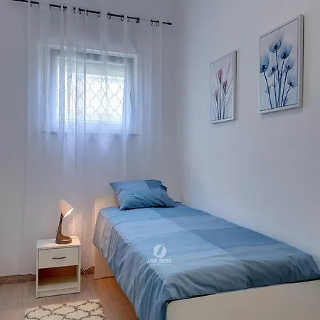 Διαμέρισμα In Valtura With Family-friendly Yard