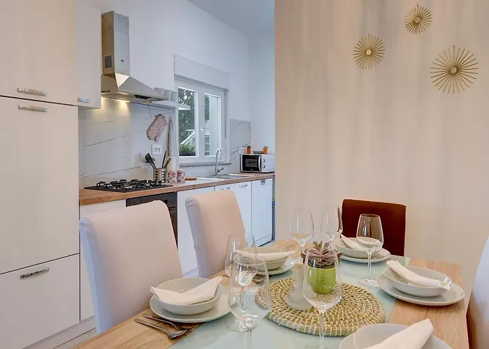 In Valtura With Family-friendly Yard